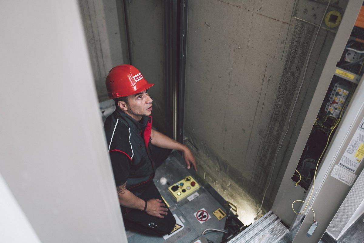 GTÜ-Sachverständiger bei der Anlagen- und Arbeitsmittelprüfung